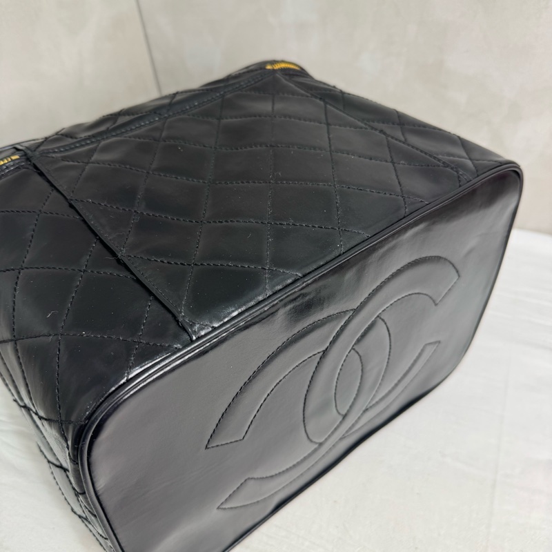 Chanel 菱格漆皮化妝包 手提 斜背 中古 vintage 二手-12