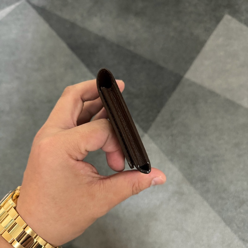 Lv棋盤格卡夾(N62925)-3