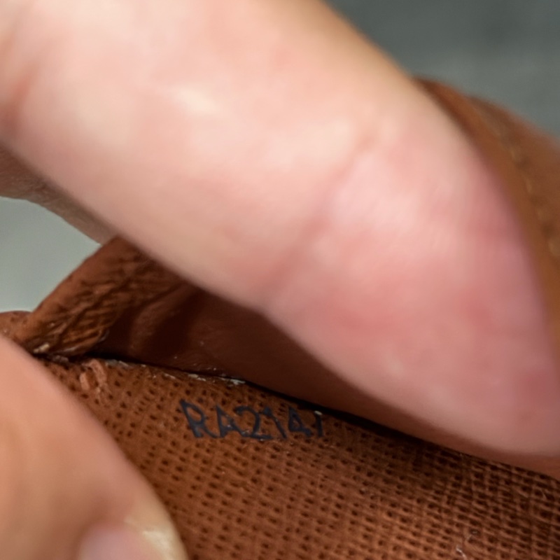 Lv老花短夾(M60895)-9