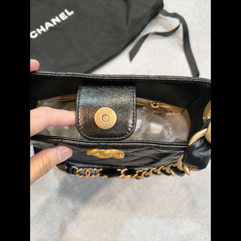 Chanel hobo 羊皮肩背包-2