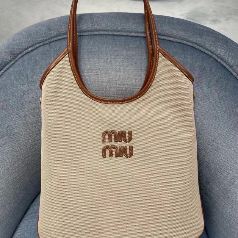 Miu Miu Ivy 帆布 Hobo 好價-4