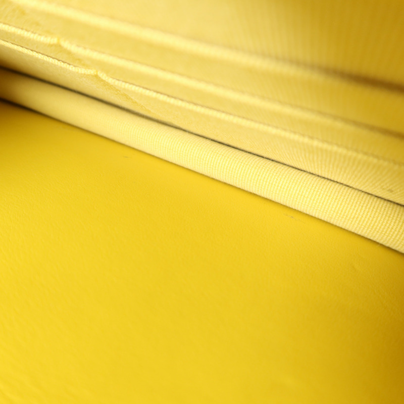 CHANEL 羊皮皮革C19 Wallet On Chain手挽肩背兩用袋-17