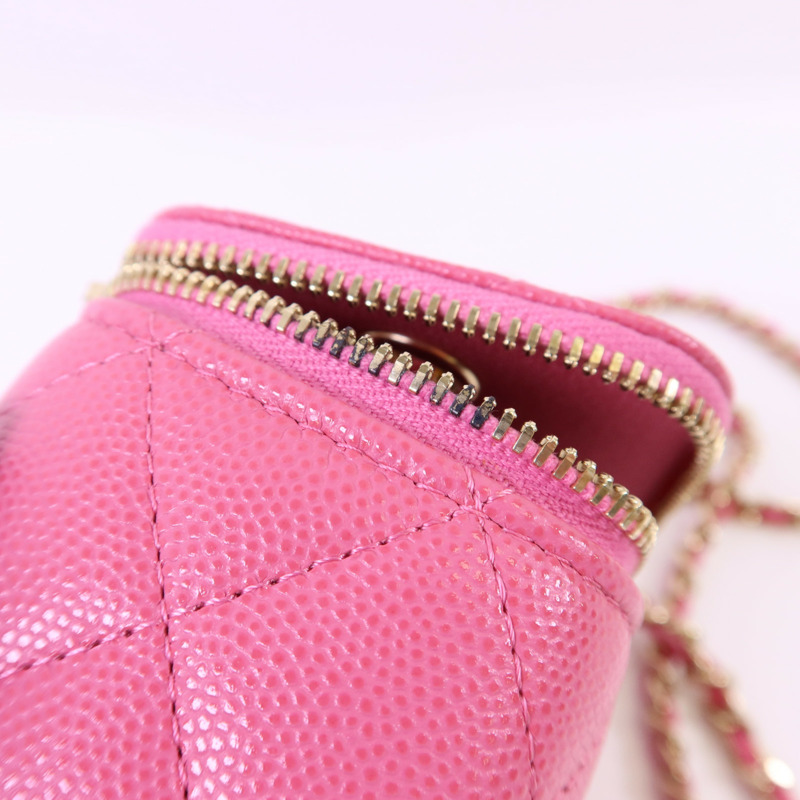 CHANEL 牛皮皮革Vanity Case Mini金扣鏈帶肩背袋-14