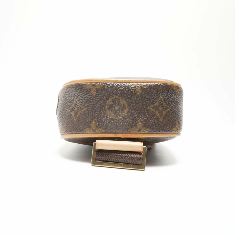 路易威登 Monogram Pochette Ganju 單肩包，棕色，2000 年-7