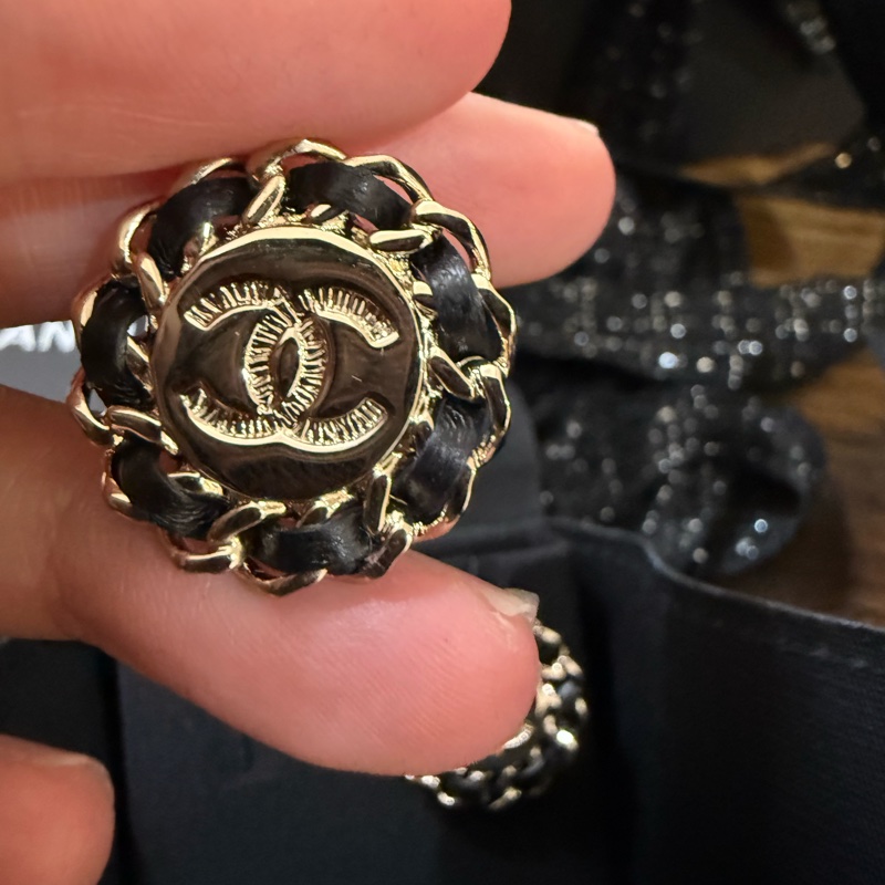 💖Chanel 皮穿鍊 新款 圓耳環 25C💖 全新-3