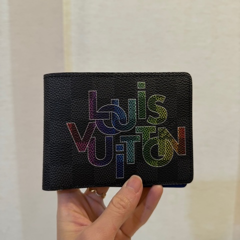 LV 黑灰格內藍色對開短夾N60302
