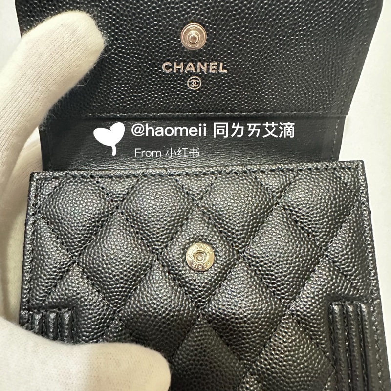 Chanel Boy 三折短夾 黑色銀扣-6