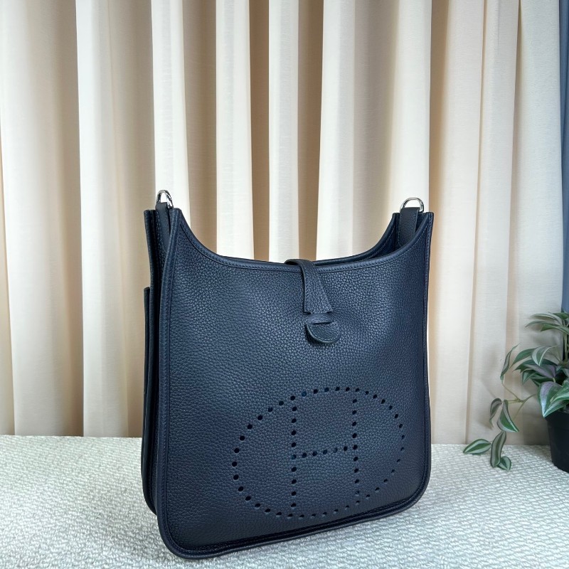 ZZZ HERMES愛馬仕黑銀伊芙琳單肩斜挎包 W刻 有肩帶 容量實用-1