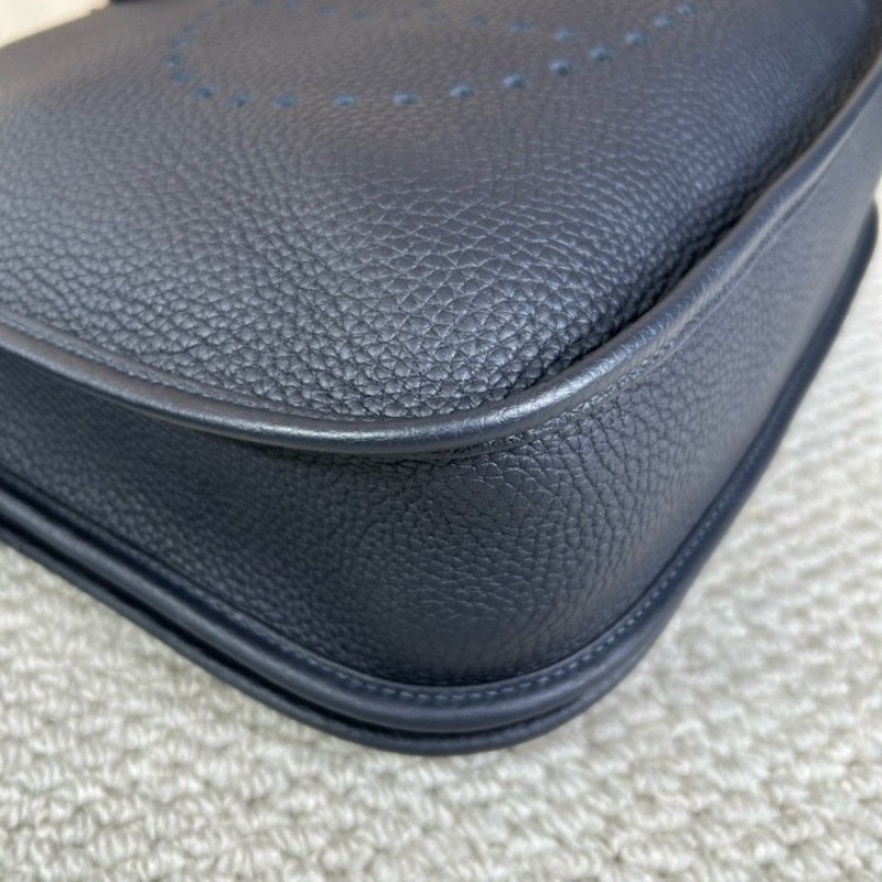 ZZZ HERMES愛馬仕黑銀伊芙琳單肩斜挎包 W刻 有肩帶 容量實用-10