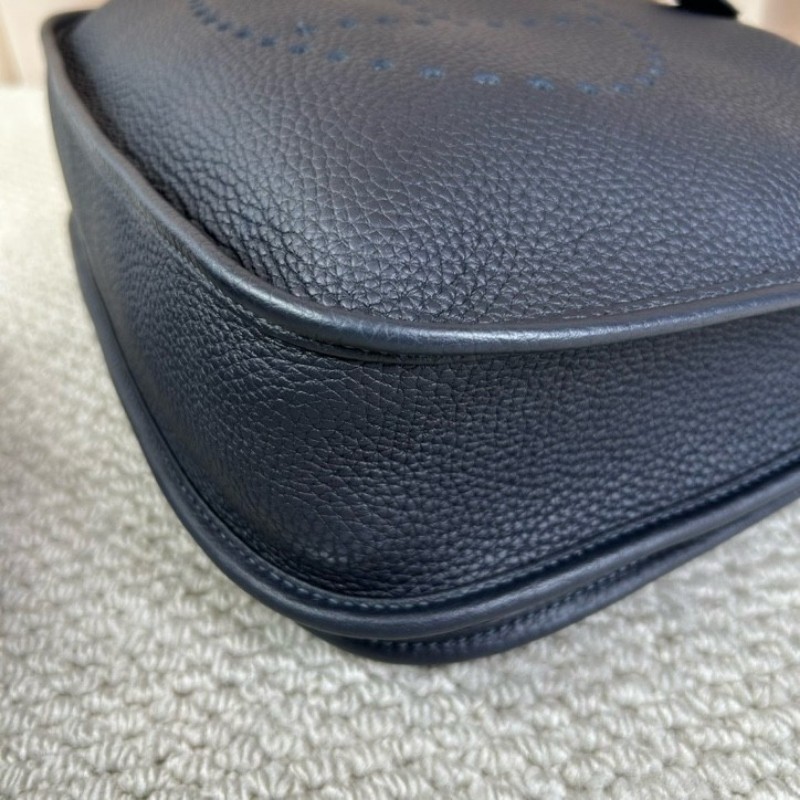 ZZZ HERMES愛馬仕黑銀伊芙琳單肩斜挎包 W刻 有肩帶 容量實用-11