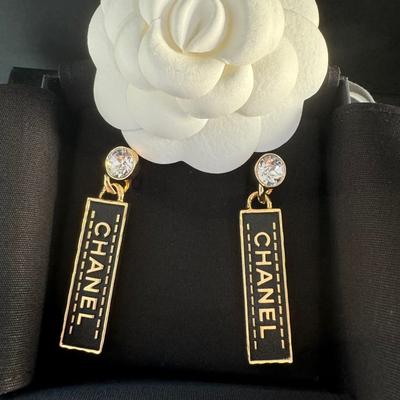 Chanel AB款水鑽字母耳環-1