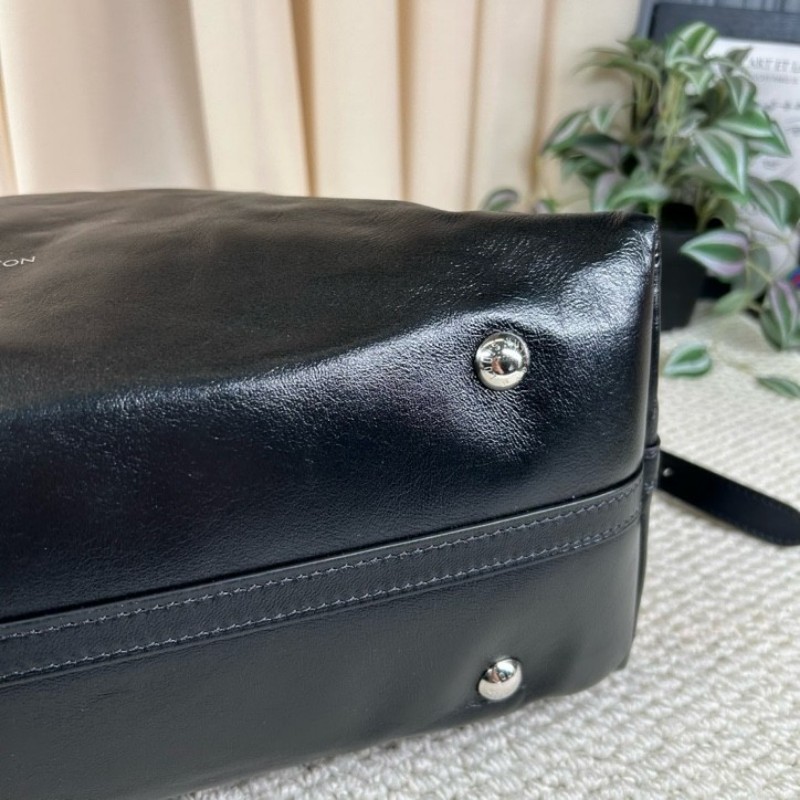 ghh bj ZZZ LV路易威登 carryall cargo黑武士單肩斜挎包 有子包 超颯超大容量 軟塌塌的小羊皮剛好鬆弛感拉滿 酷girl的夢中情包 簡約大氣高級感-8