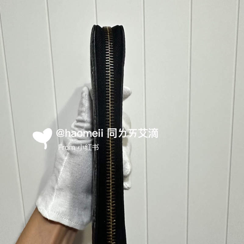LV 經典花紋全皮革壓紋拉鍊 黑金長夾 壓紋牛皮-4