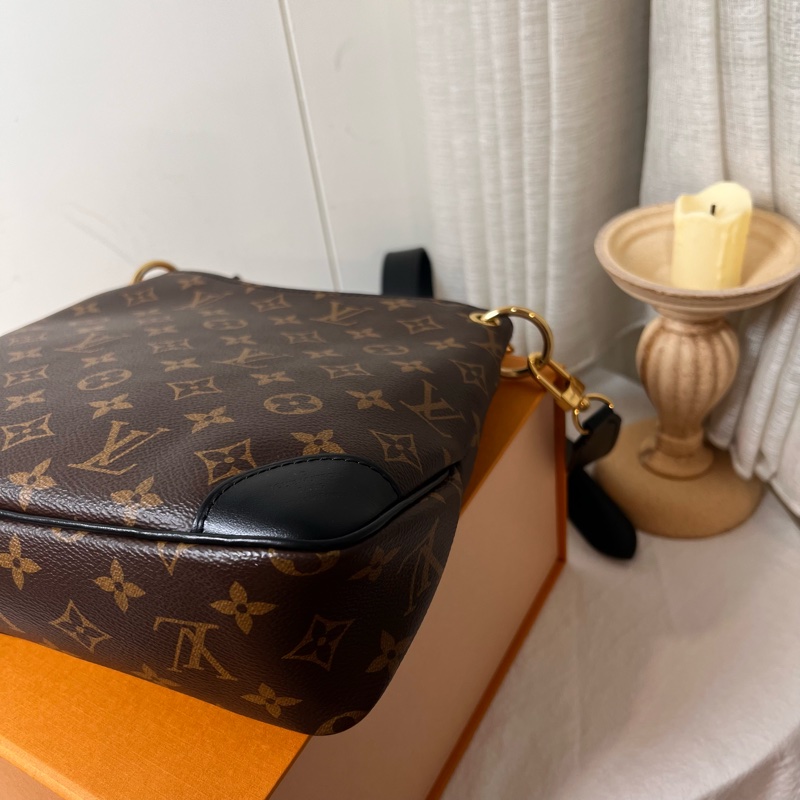 ෆ LV ODEON牛角包-7