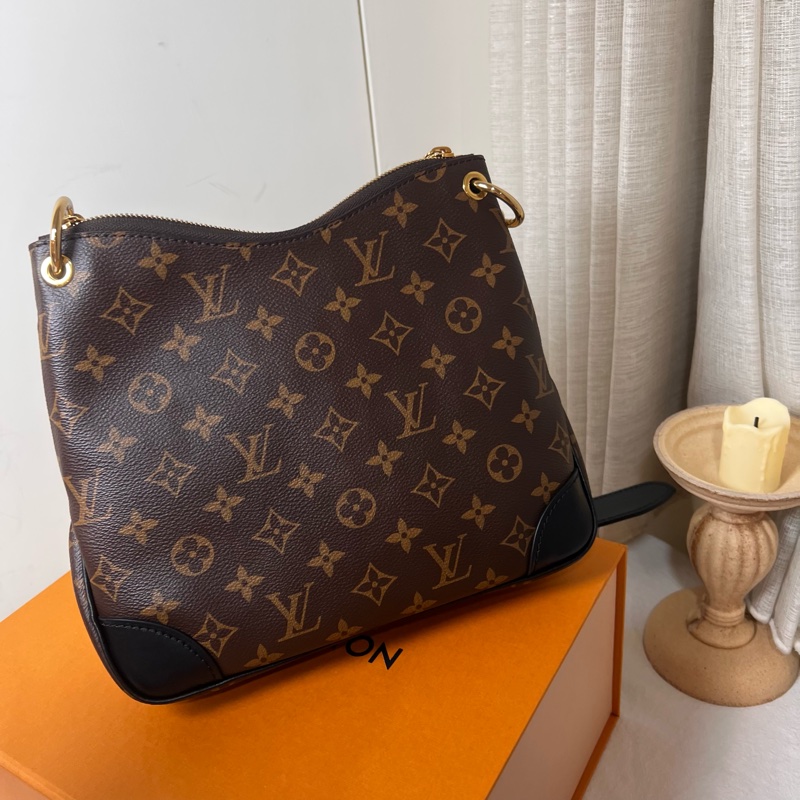 ෆ LV ODEON牛角包-9