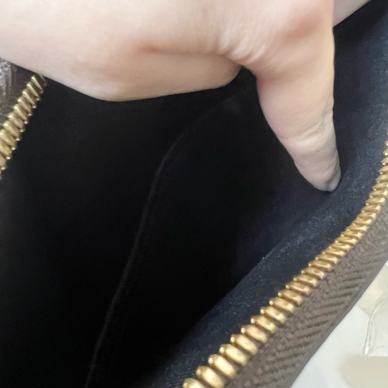 ෆ LV ODEON牛角包-14