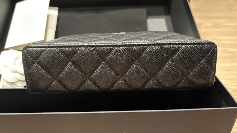 Chanel 全新 LP飯盒包 黑淡金 魚子醬牛皮 全新閑置小C釦-4