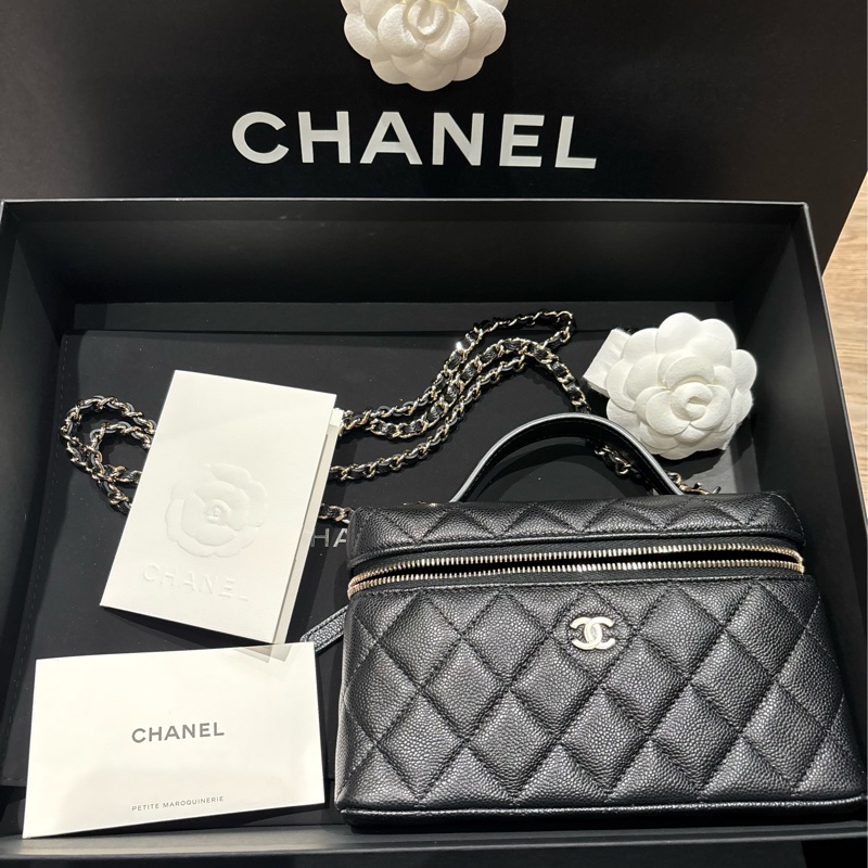 Chanel 全新 LP飯盒包 黑淡金 魚子醬牛皮 全新閑置小C釦-14