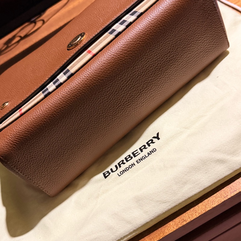 Burberry-3