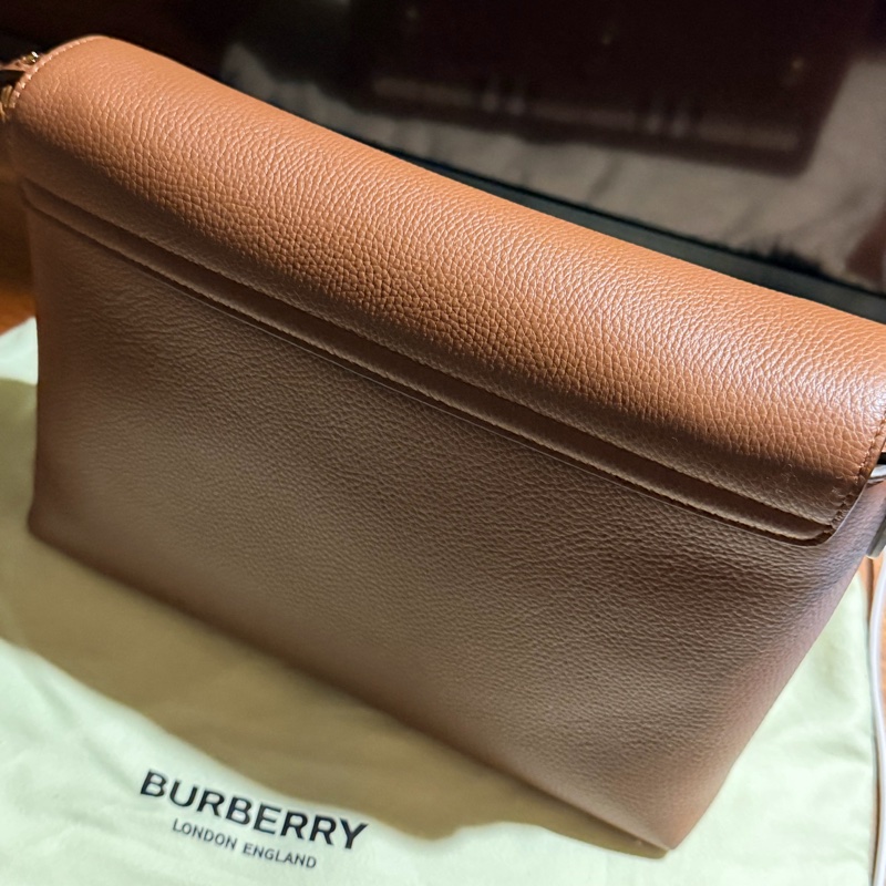 Burberry-4
