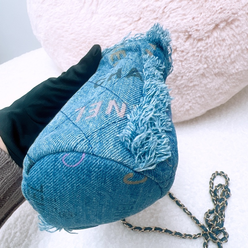 Chanel 22p 迷你丹寧牛仔水桶-8