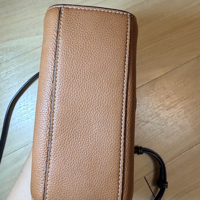 Tory Burch 棕色斜背包包(兩條肩背帶)-4