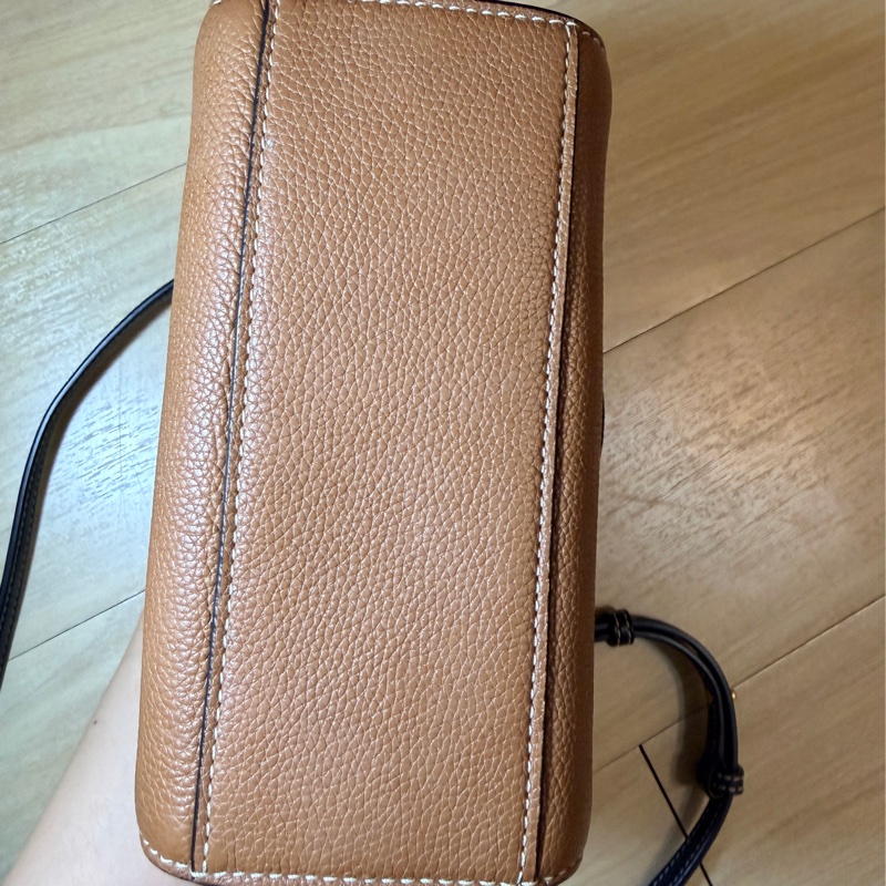 Tory Burch 棕色斜背包包(兩條肩背帶)-9