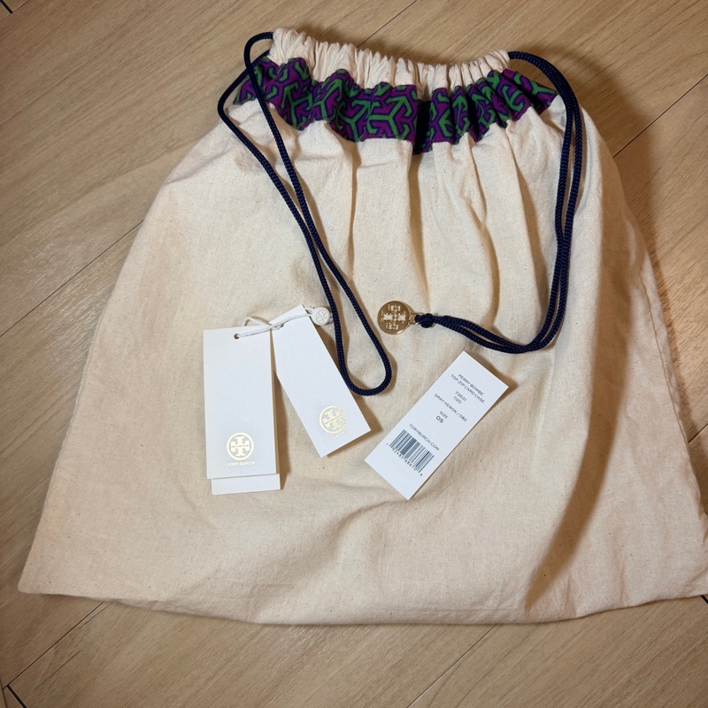 Tory Burch 棕色斜背包包(兩條肩背帶)-12