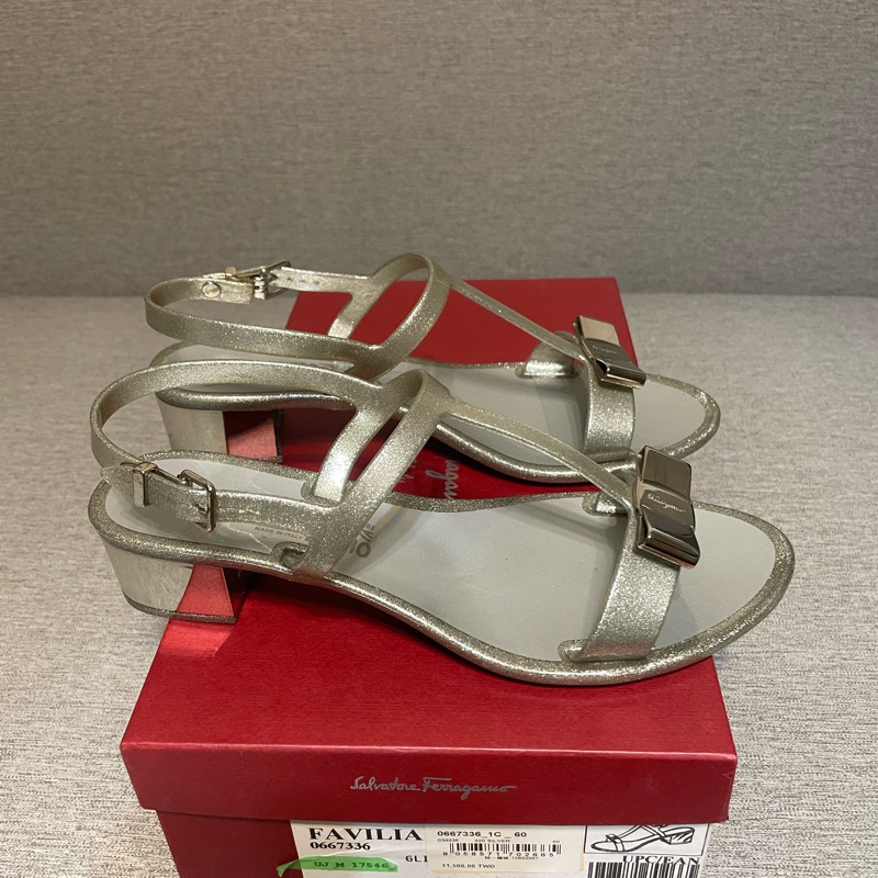ferragamo銀色涼鞋6號-7