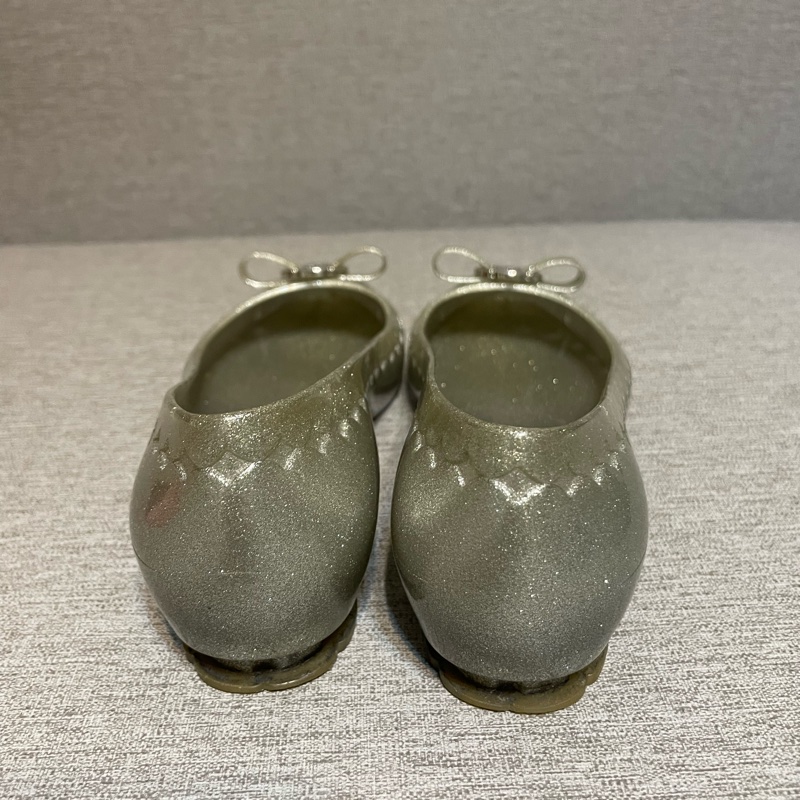 ferragamo銀色交鞋平底鞋6號-3