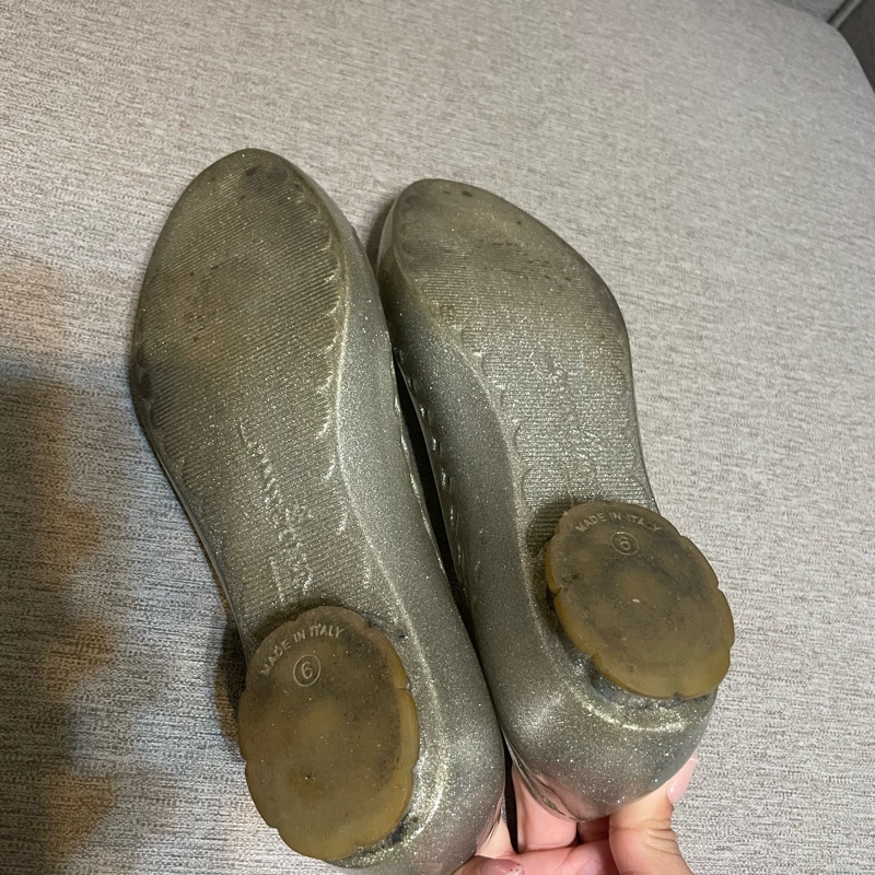 ferragamo銀色交鞋平底鞋6號-5