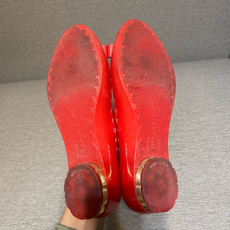 ferragamo紅色平底鞋6號-4