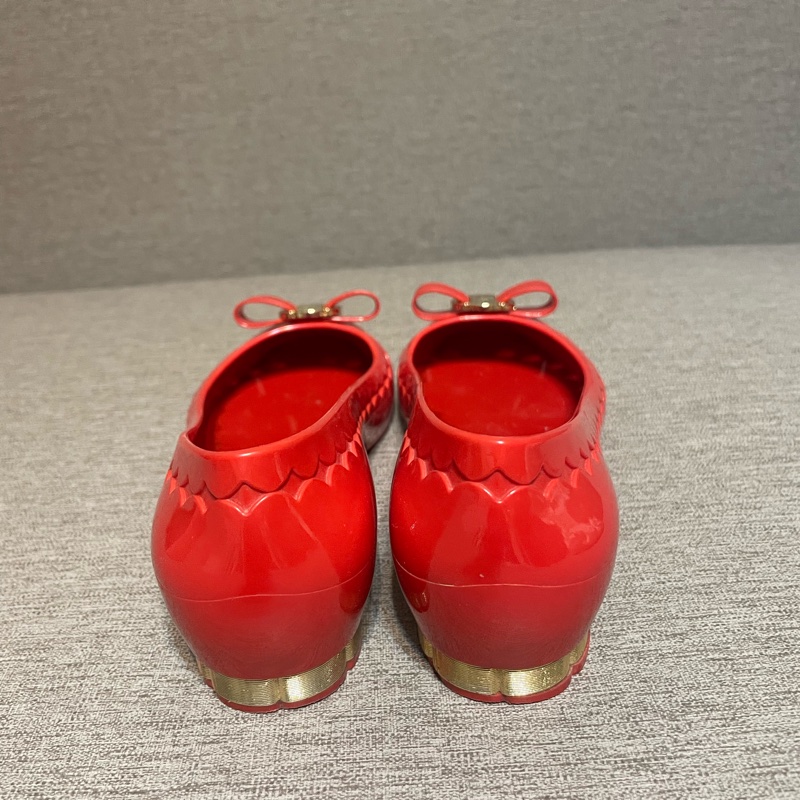 ferragamo紅色平底鞋6號-6
