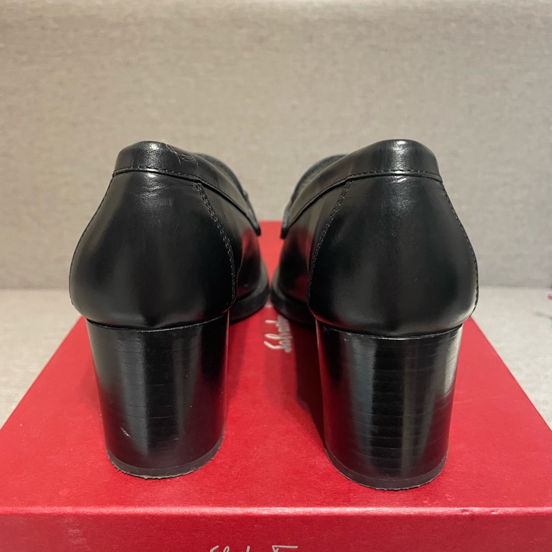 ferragamo黑色福樂鞋5.5號-6