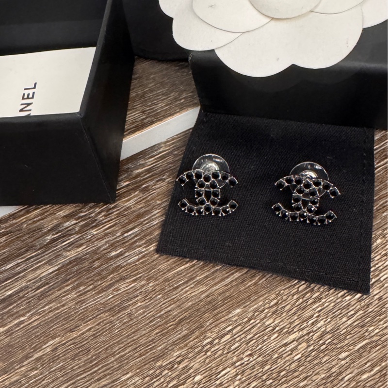 近全新Chanel 雙C字母中號logo銀色黑釦黑鑽耳針 耳環-4