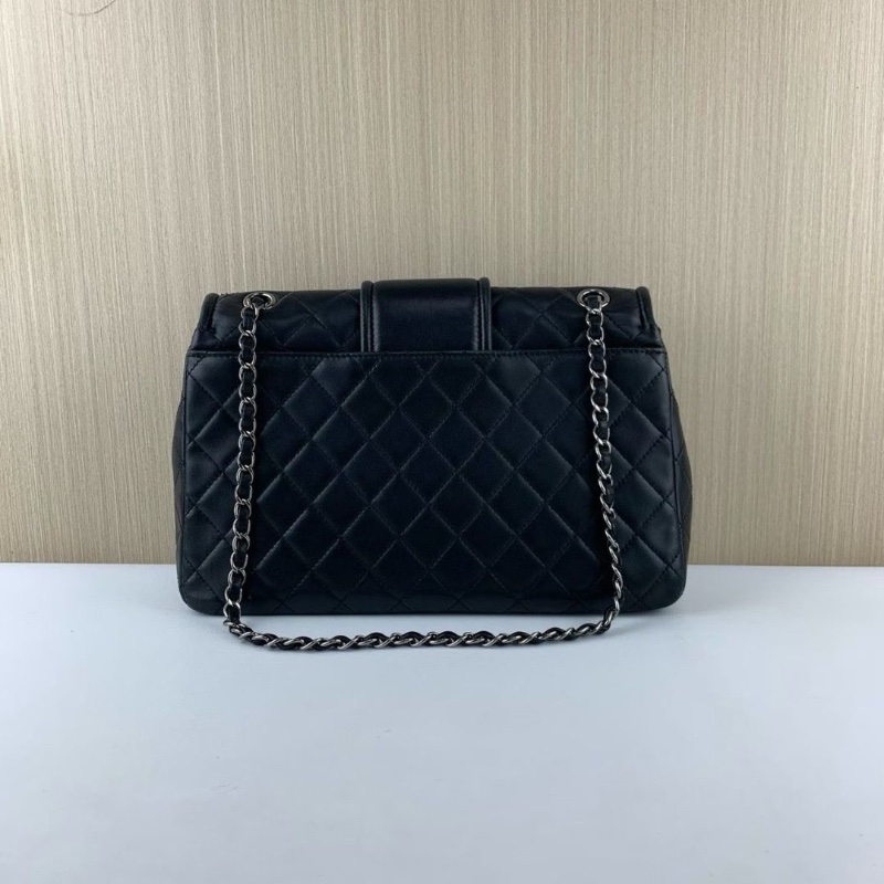 CHANEL 黑銀季節款cf 羊皮 鏈條包 20.5*30.5*8.5 98新配件保卡塵袋-3
