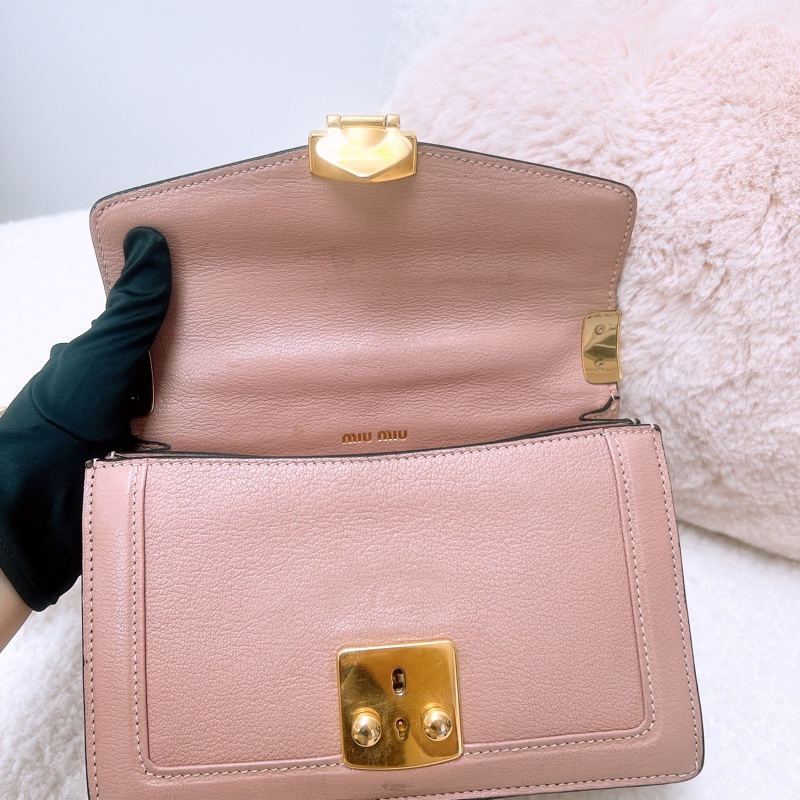 Miu miu 粉色鏈條包/斜挎包-11
