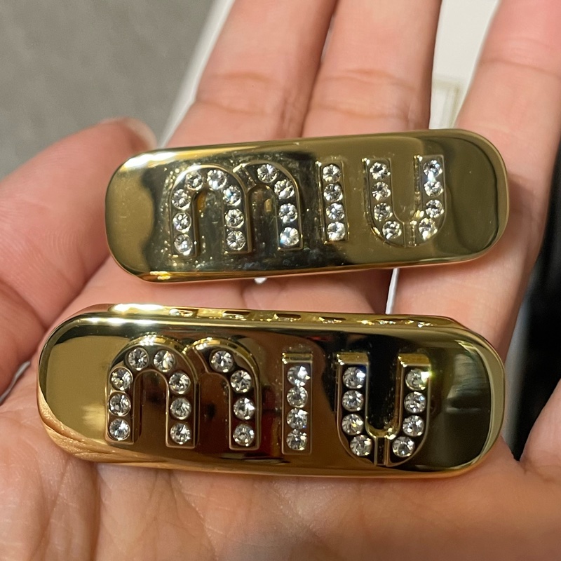 miumiu 金色髮夾一對-4