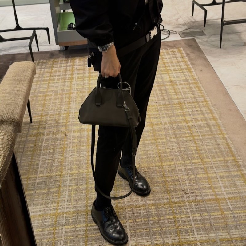 🎊新年特賣🧧The Row 迷你款小牛皮 Devon 包 黑色-10