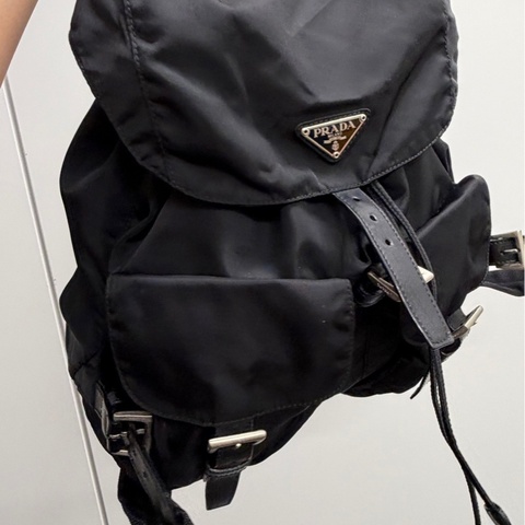 PRADA 後背包