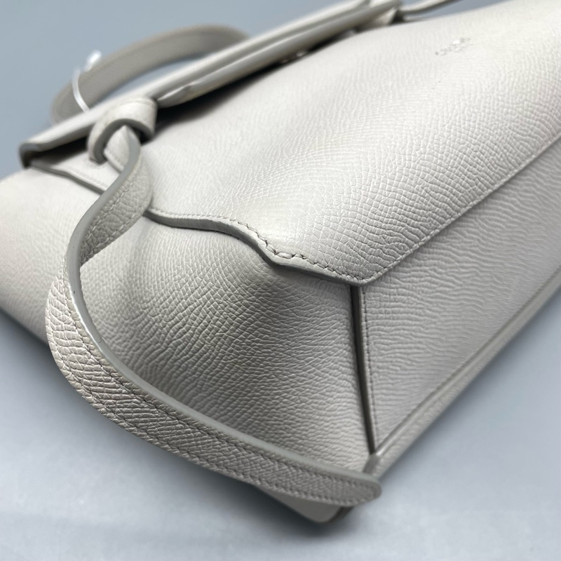 97新 celine賽琳新標鯰魚nano全皮白色20*20*10cm/-4