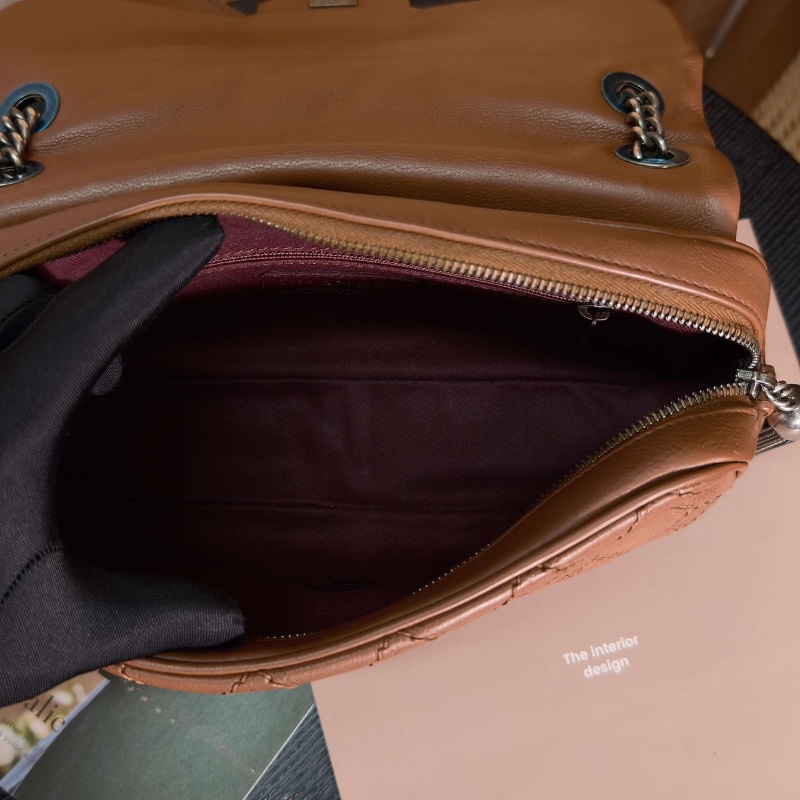 CHANEL 愛丁堡系列棕色銀扣肩背斜背包口蓋包26*14*6 98新配件塵袋-2