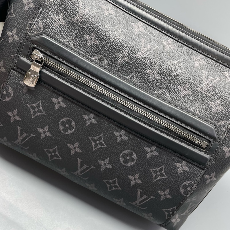 97新 LV奧德賽黑灰老花郵差包18年芯片/31*26*11cm/-0