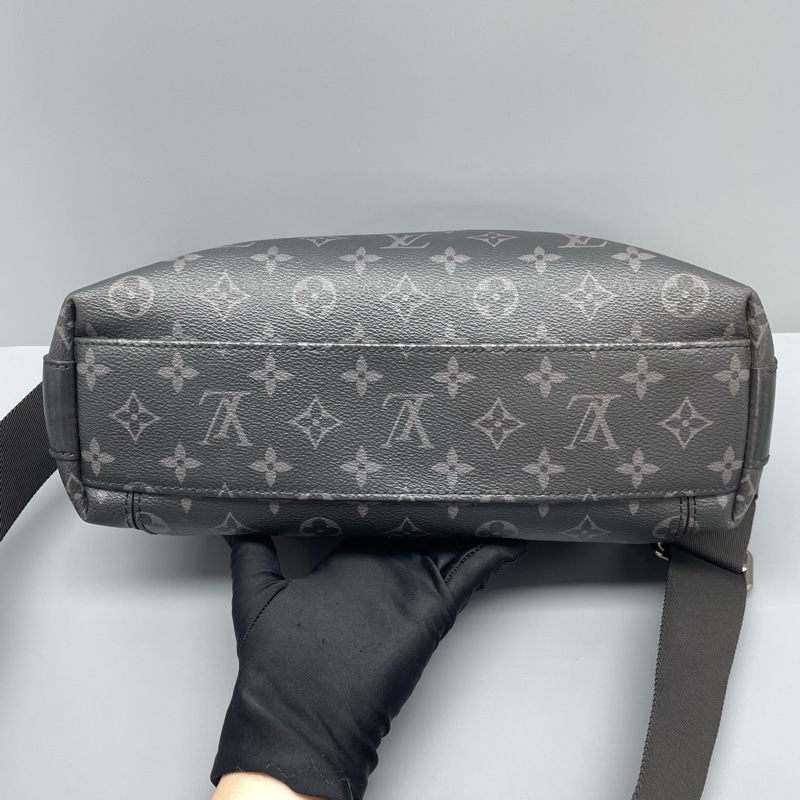 97新 LV奧德賽黑灰老花郵差包18年芯片/31*26*11cm/-2