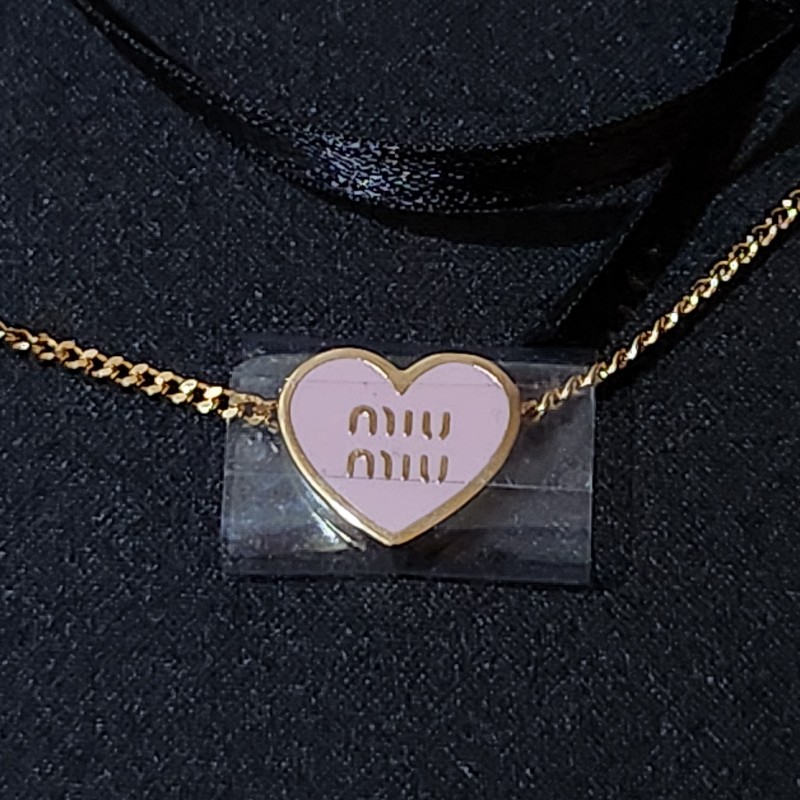miu miu 粉愛心項鍊-1