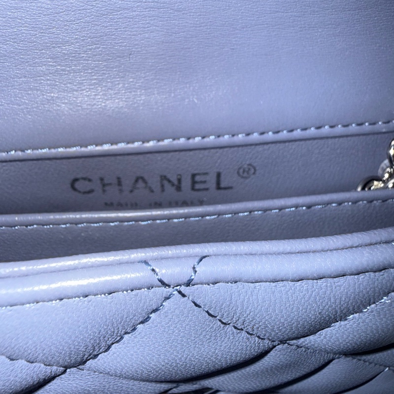 CHANEL CLASSIC FLAP EXTRA MINI-11
