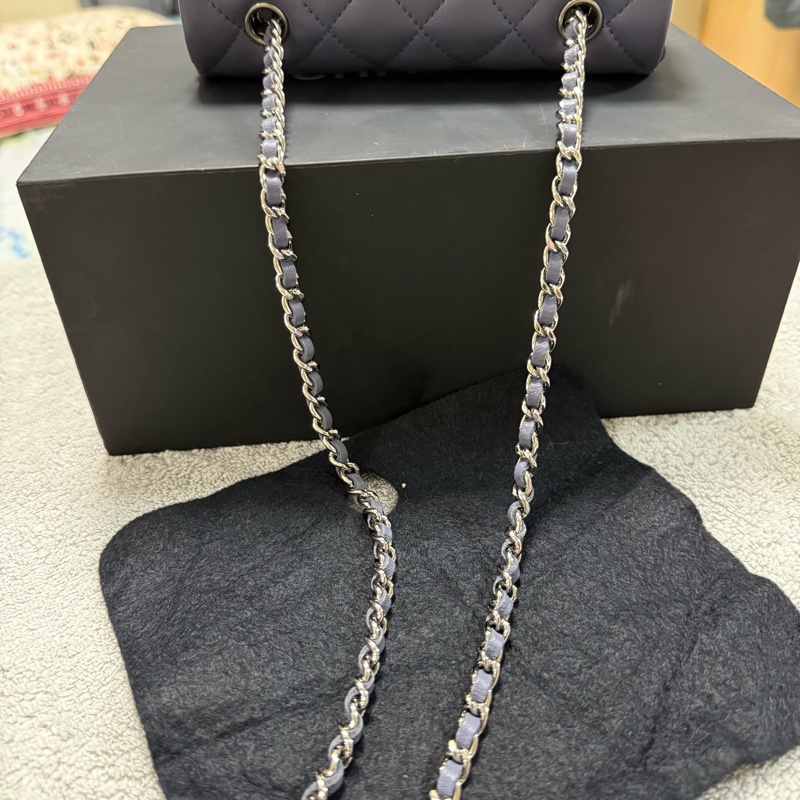 CHANEL CLASSIC FLAP EXTRA MINI-16