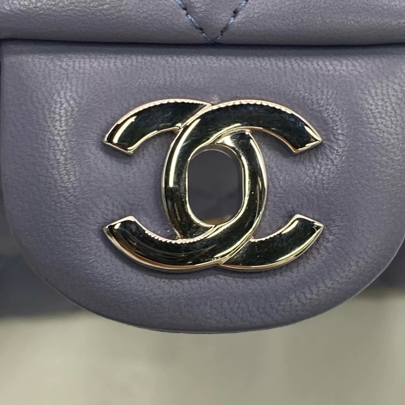 CHANEL CLASSIC FLAP EXTRA MINI-21