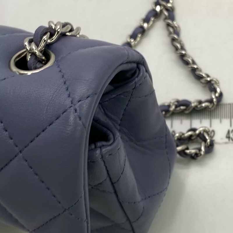 CHANEL CLASSIC FLAP EXTRA MINI-22