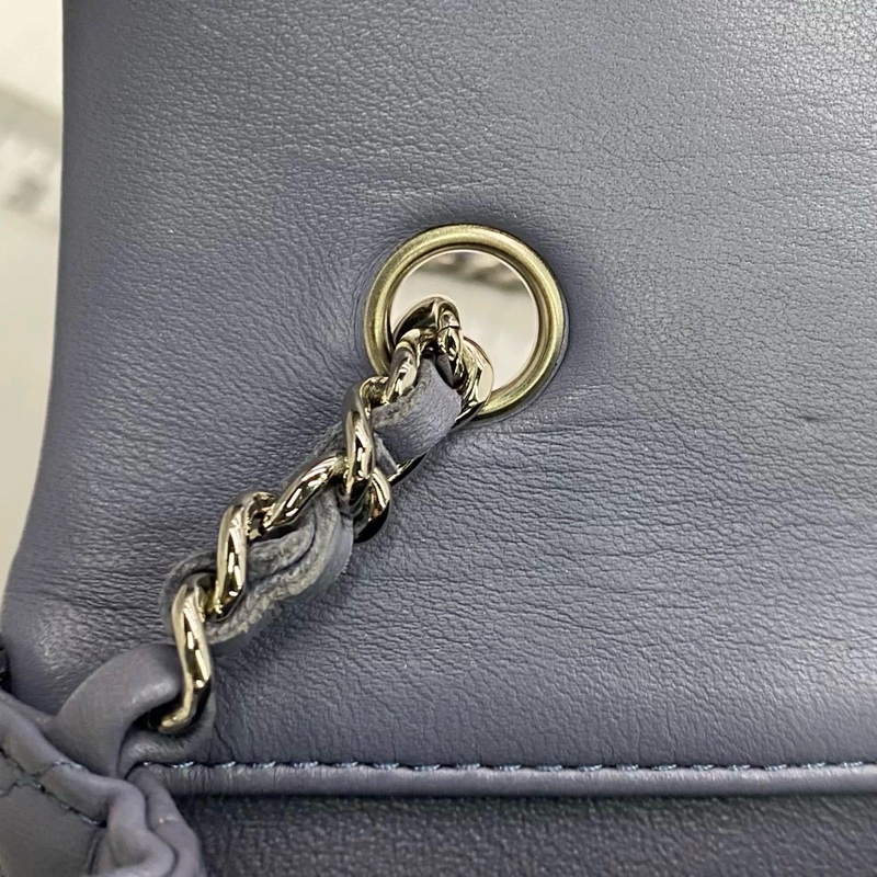 CHANEL CLASSIC FLAP EXTRA MINI-29